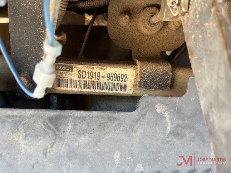 2019-club-car-carryall-1700-image-16
