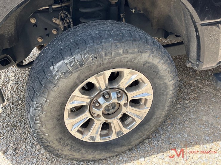 2019-ford-f250-xlt-image-32