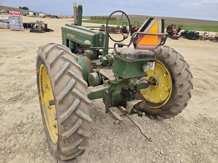 john-deere-a-image-9