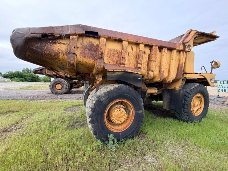 1972-caterpillar-769-image-10