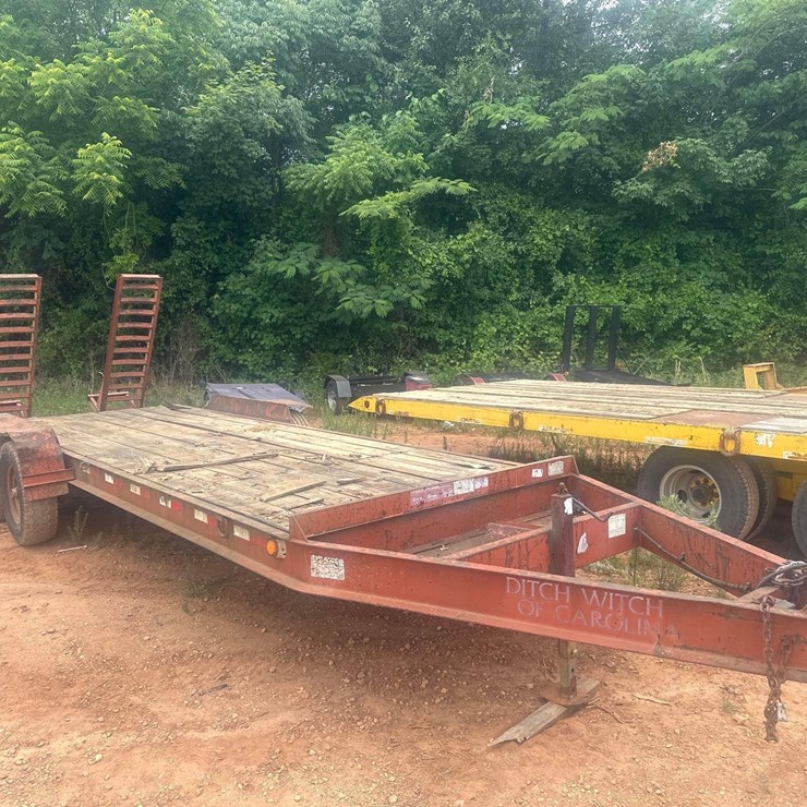 2000 CUSTOM TRAILER