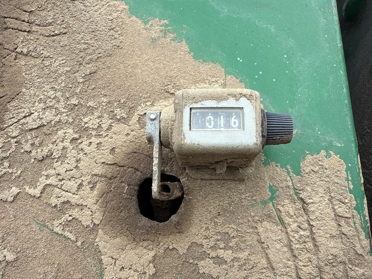 john-deere-435-image-21