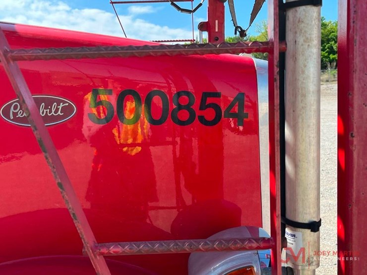 2016-peterbilt-365-image-5