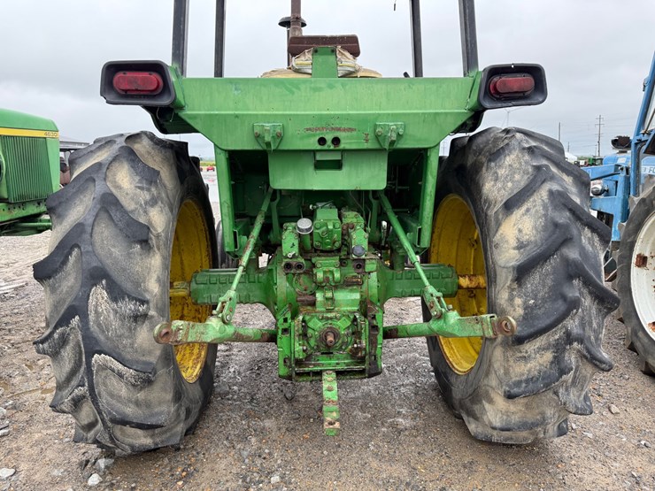 john-deere-4430-image-7