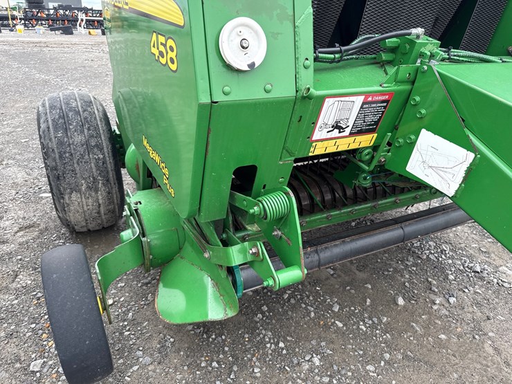 john-deere-458-image-13