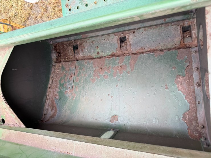 john-deere-530-image-56