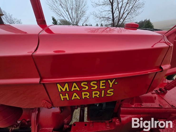 1952-massey-ferguson-44-image-12