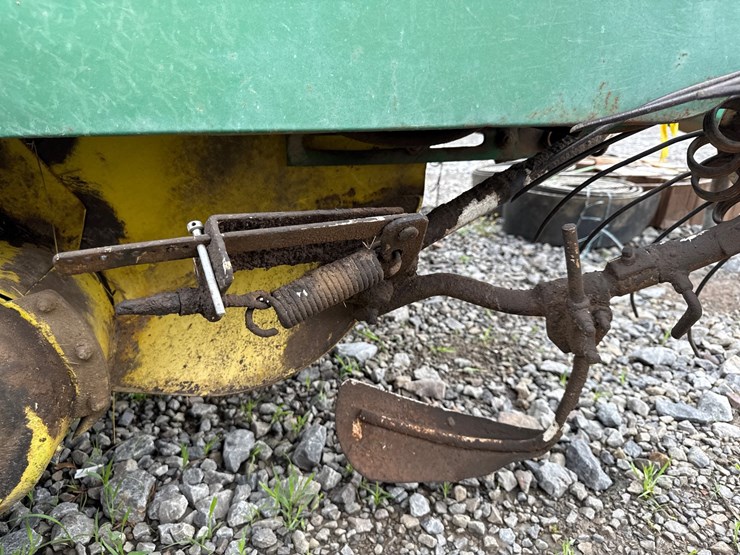 john-deere-435-image-28