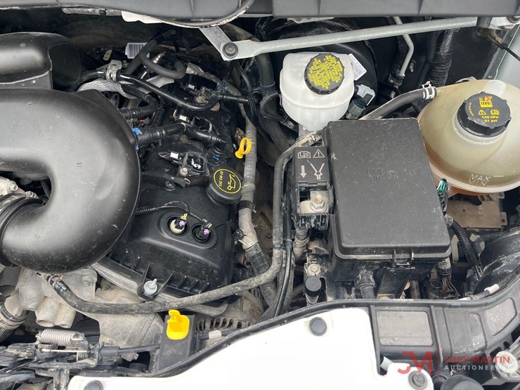 2019-ford-transit-image-17