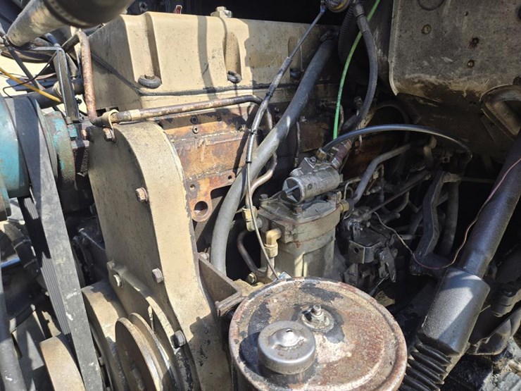 1988-ford-l9000-image-22