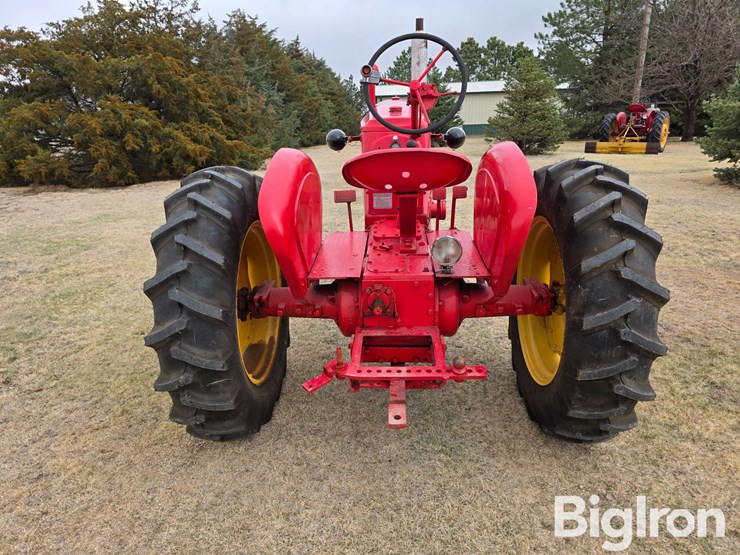 1941-massey-ferguson-81-image-6