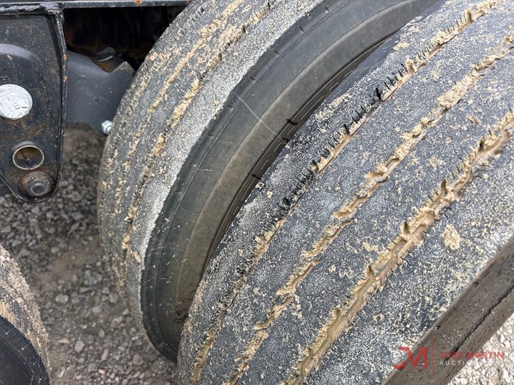 2023-manac-log-trailer-image-17