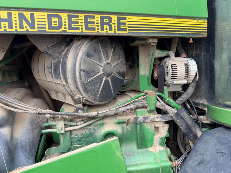 1996-john-deere-8400-image-44