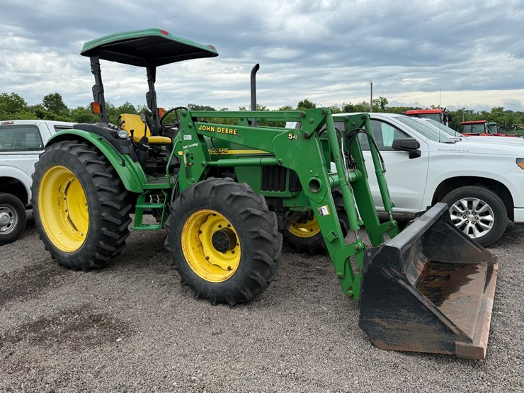 john-deere-5520-image-1
