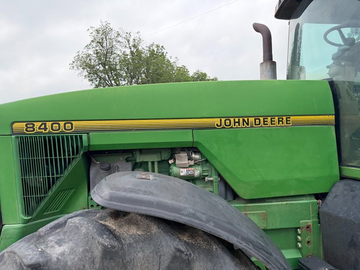 1996-john-deere-8400-image-29