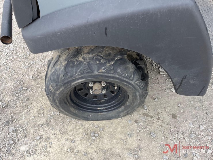 2019-club-car-carryall-1700-image-14