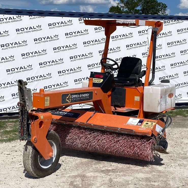 2019 LAY-MOR SWEEPMASTER 300