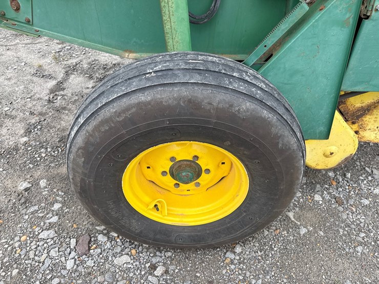 john-deere-435-image-9