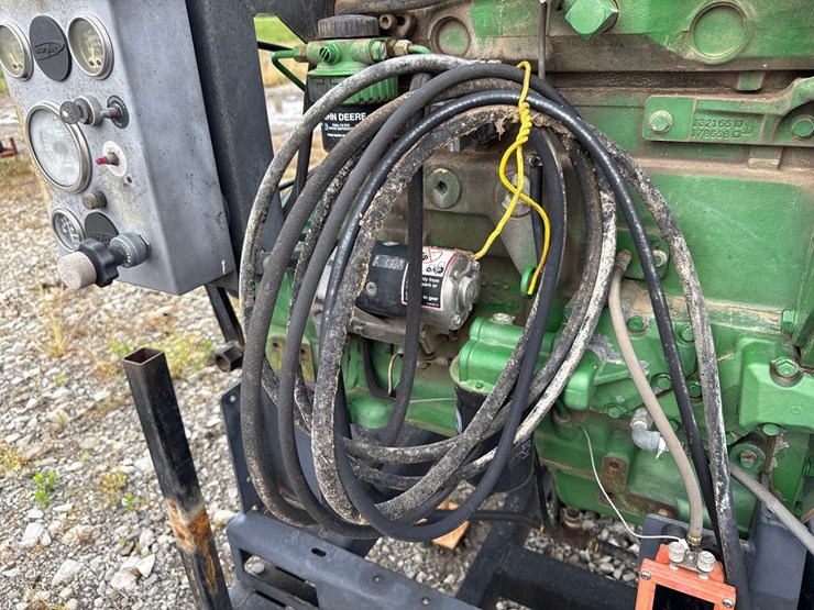 2004-john-deere-480-image-24