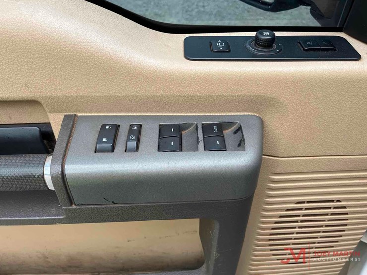 2012-ford-f350-image-39
