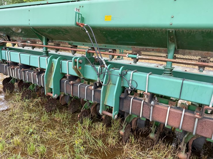 john-deere-530-image-47