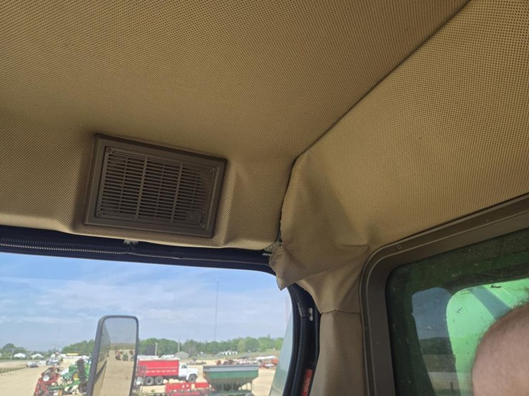 john-deere-9500-image-36