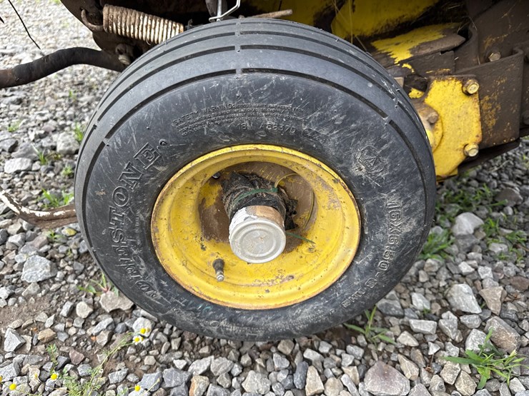 john-deere-435-image-11