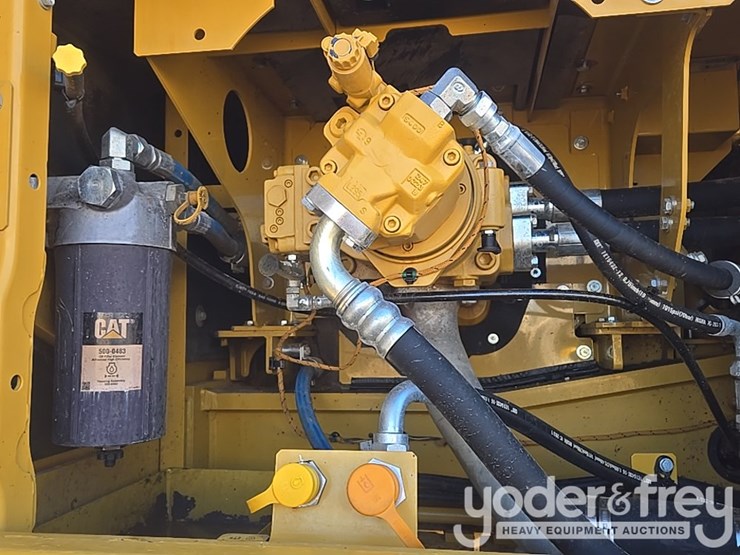2021-caterpillar-336-image-46