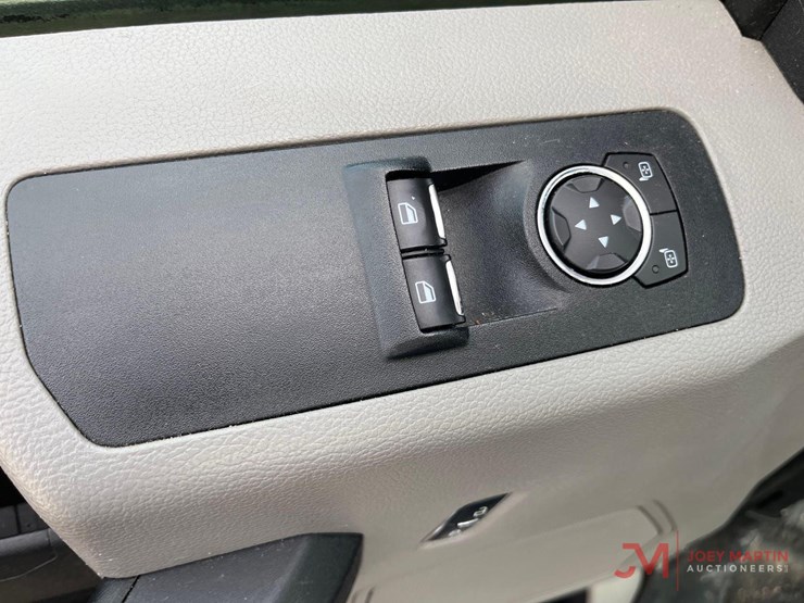 2017-ford-f150-xl-image-7