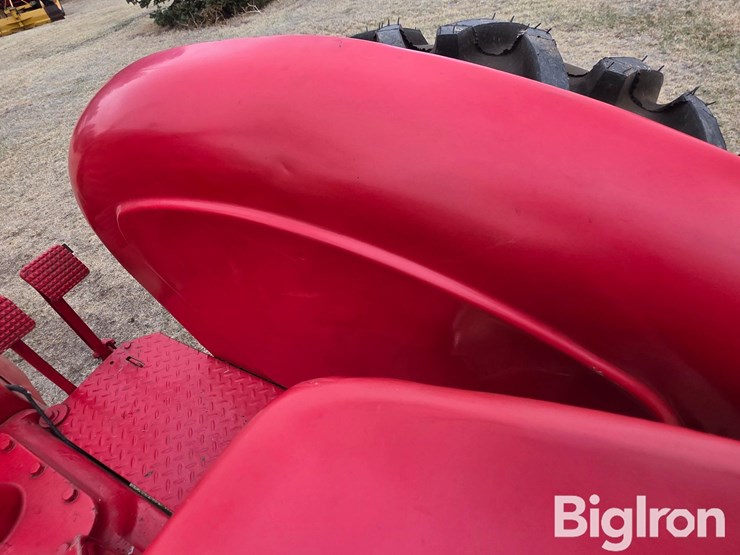 1941-massey-ferguson-81-image-16