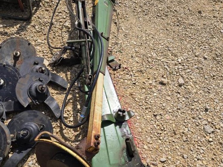 john-deere-7000-image-1