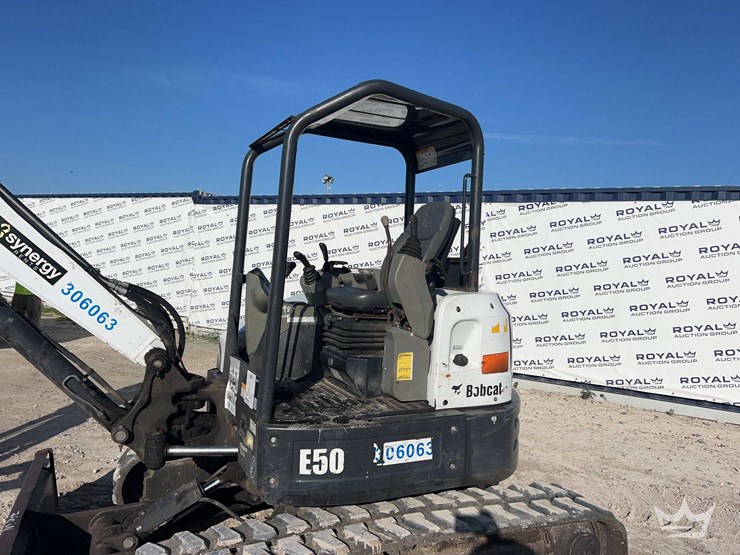 bobcat-e50-image-10
