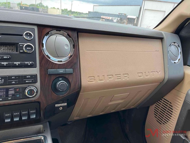 2012-ford-f350-image-33