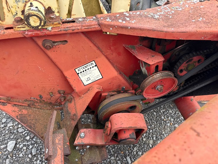 new-holland-477-image-19
