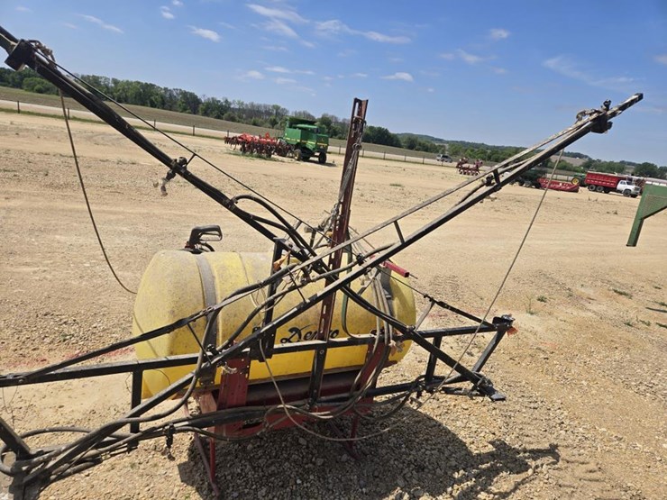demco-200-image-4