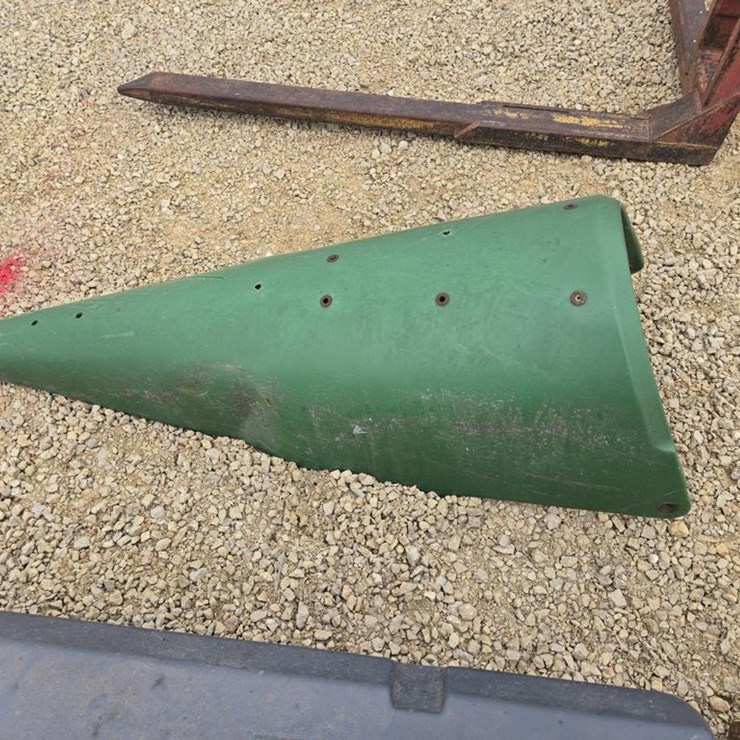 JOHN DEERE 863