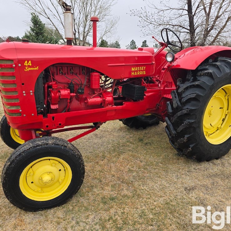 MASSEY-FERGUSON 44