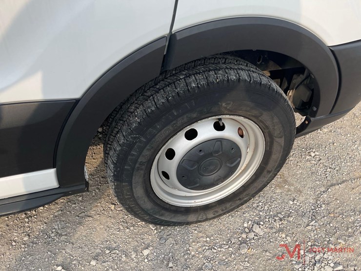 2019-ford-transit-image-7