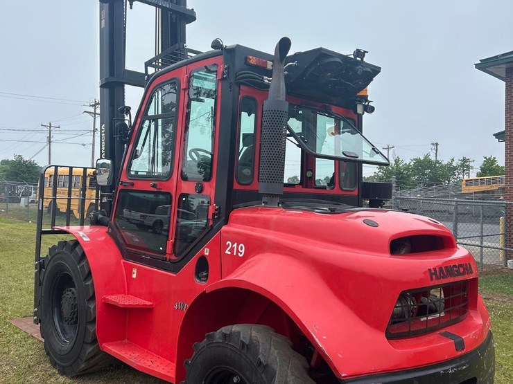 2022-hangcha-cpcd50-cw95c-rt4-4x4-11000lb-rough-terrain-forklift-image-5