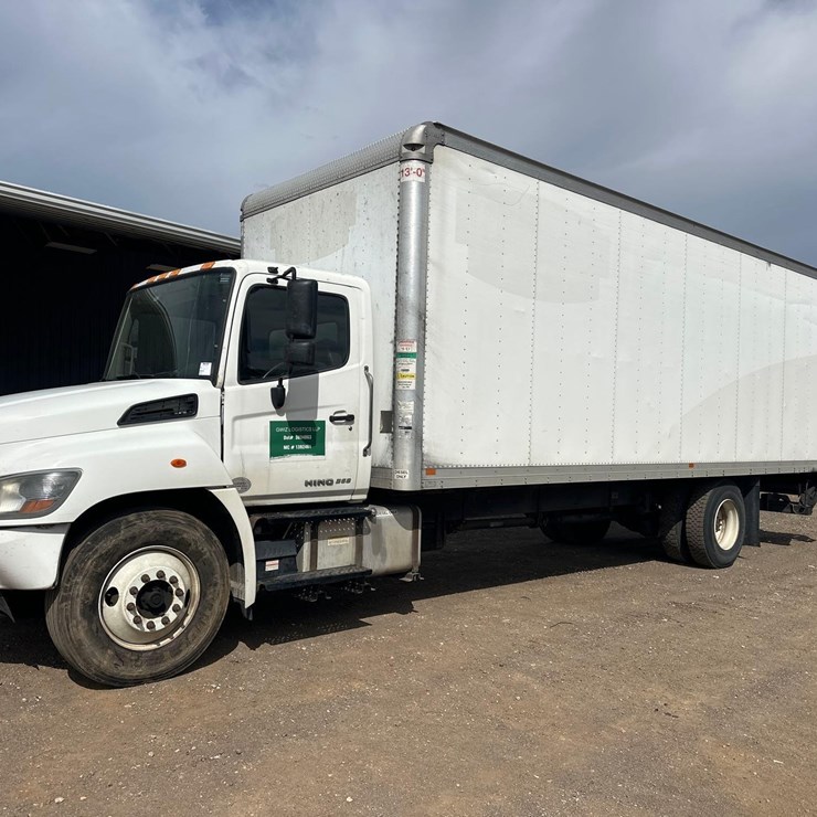 2019 HINO 268