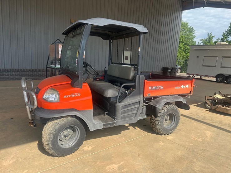 kubota-rtv900-image-1