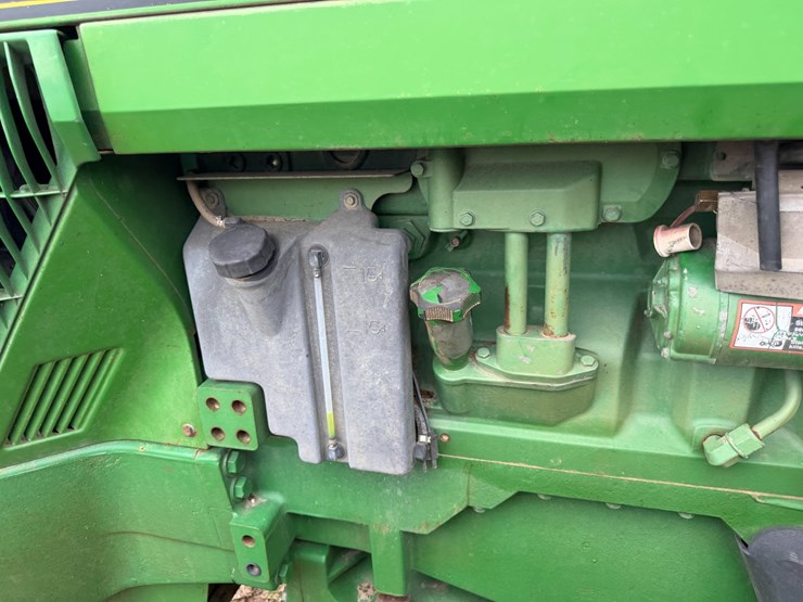 1996-john-deere-8400-image-49