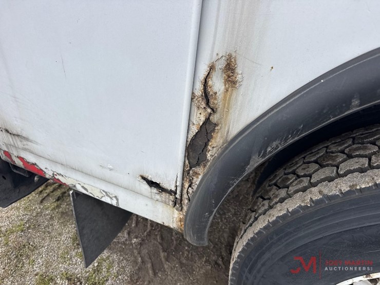2004-international-durastar-4300-image-34