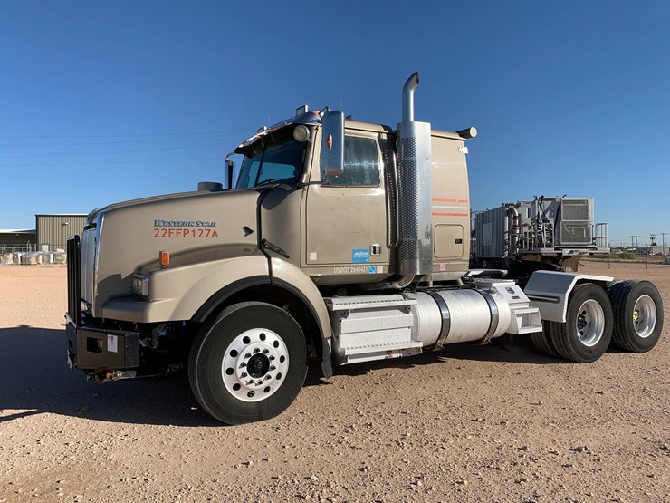 2012-western-star-4900-image-3