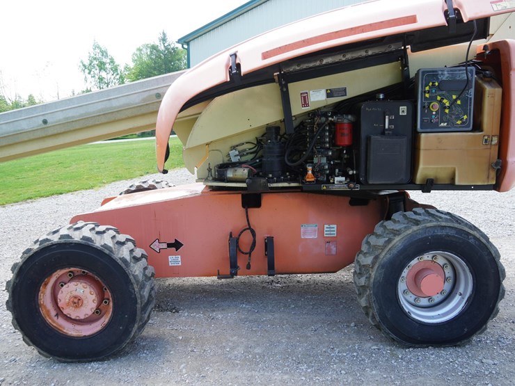2000-jlg-600sj-image-54
