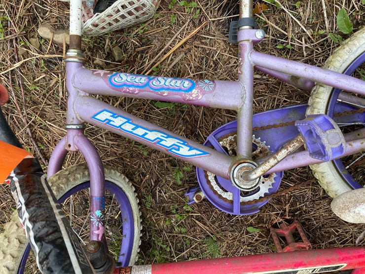 #3522-•-(2)-huffy-kid-bikes-image-6