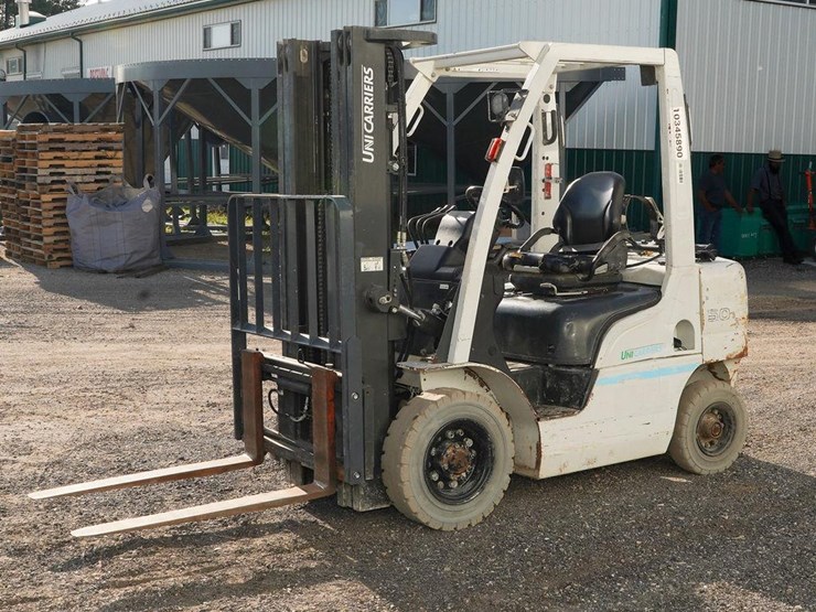 #104-•-2022-unicarriers-mp1f2a25dv-forklift-image-1
