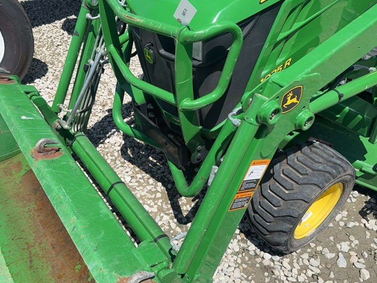 john-deere-1025r-image-9