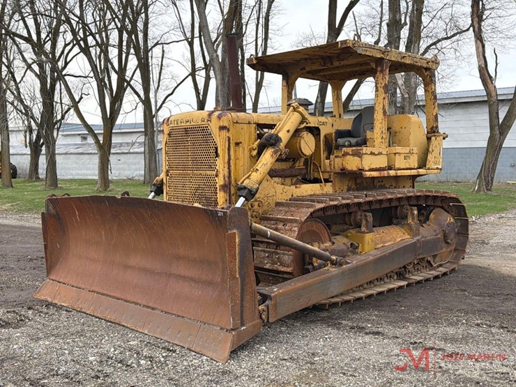 caterpillar-d7f-image-2