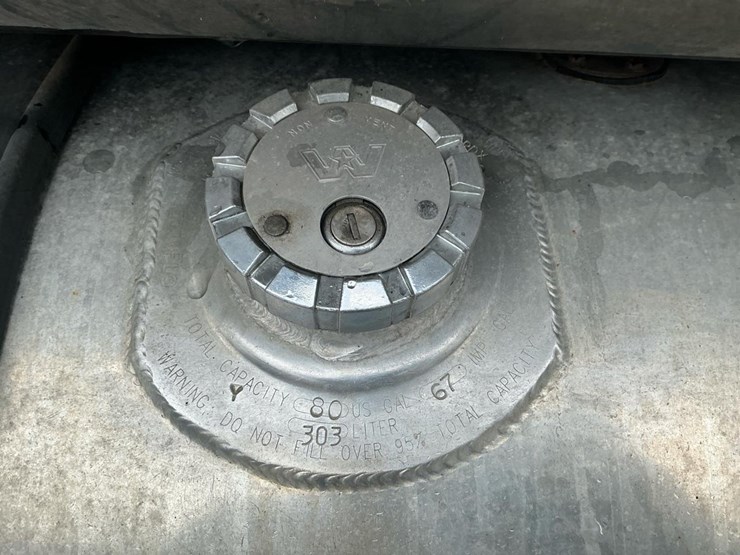 2007-caterpillar-c15-image-26